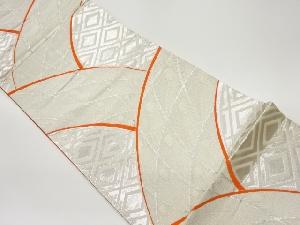 孔雀羽根に子持ち亀甲模様織出し袋帯